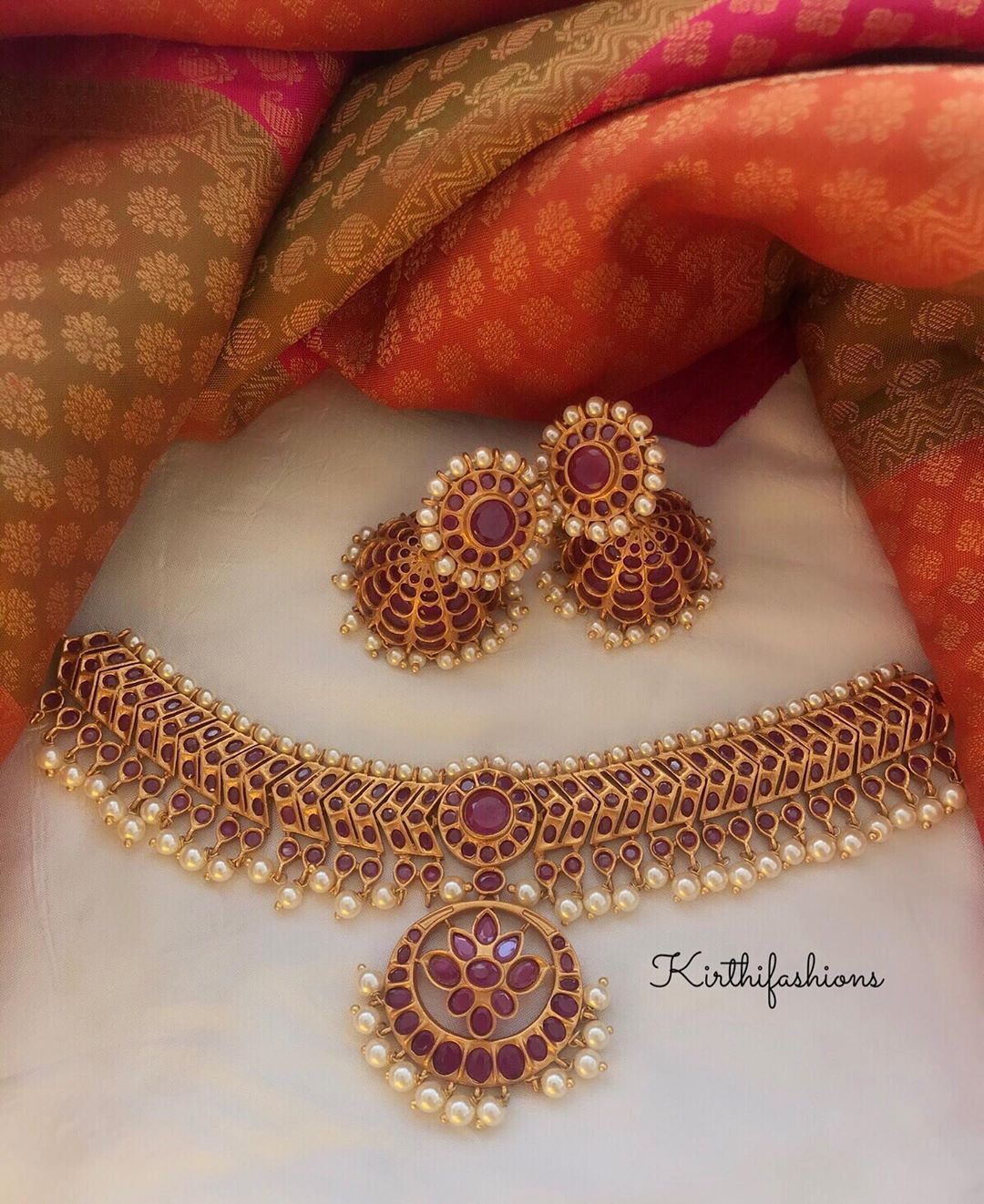 Traditional Imitation Kemp Choker necklace - South India Jewels