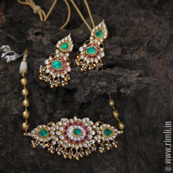Traditonal Necklace With White,Green & Red Stones - South India Jewels
