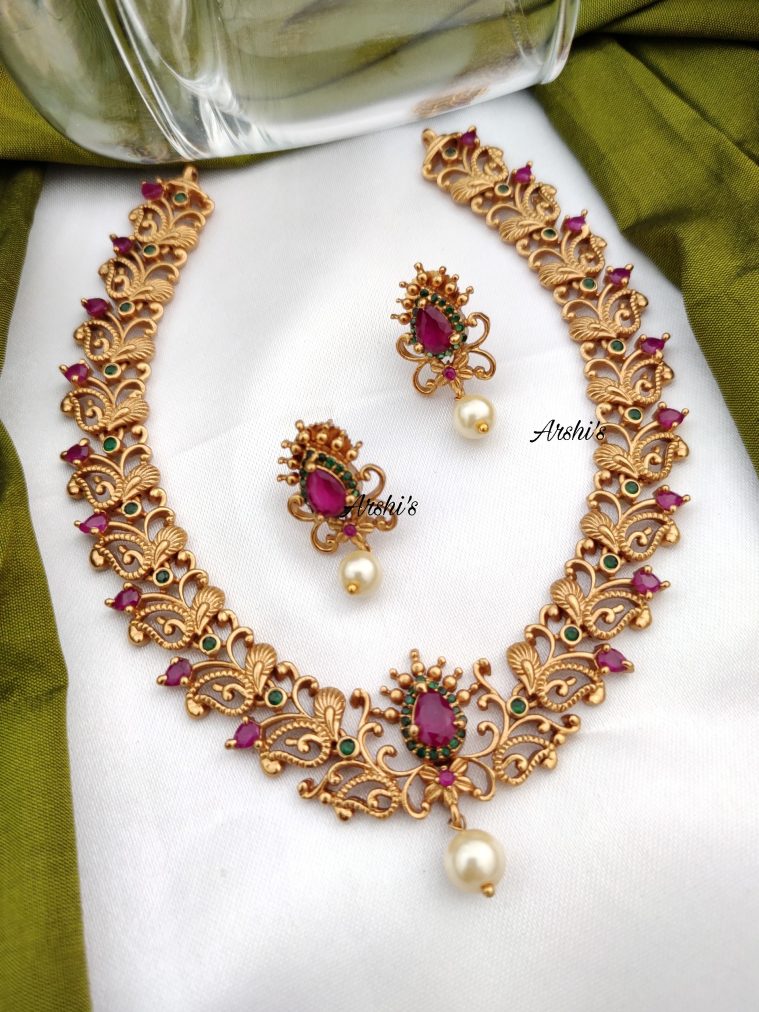 Simple Mango AD Matte Necklace-01