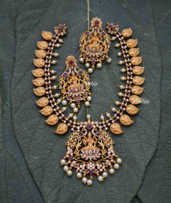 AD Stone Grand Lakshmi Mango Necklace-01