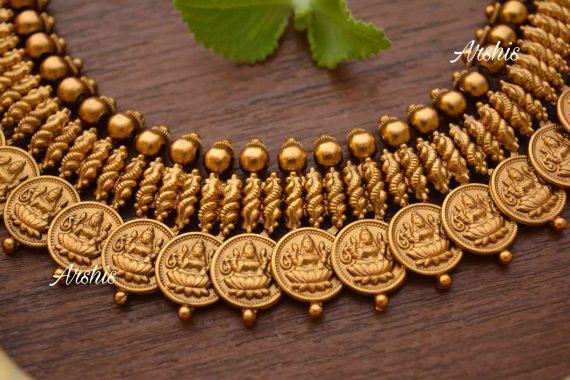 Lakshmi Coin with Side Mogapu Necklace-02