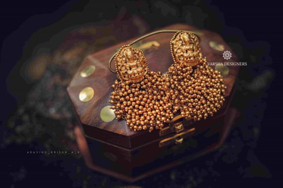 Matte Finish Temple Gungru Chandbali Earrings-01