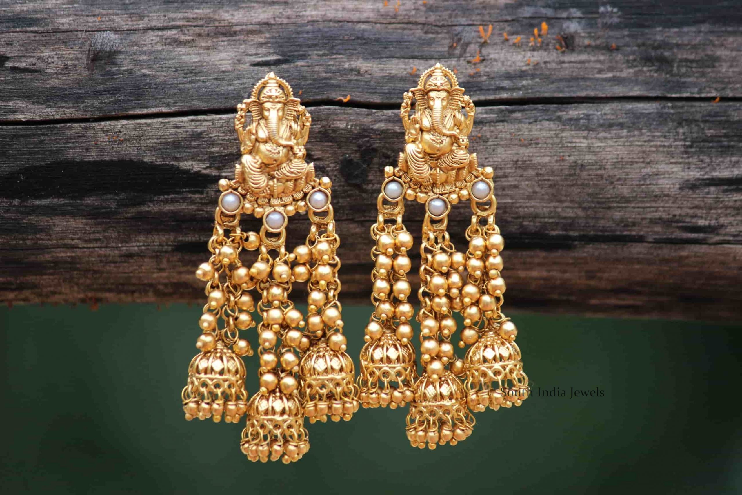 Beautiful Ganesha Design Earrings