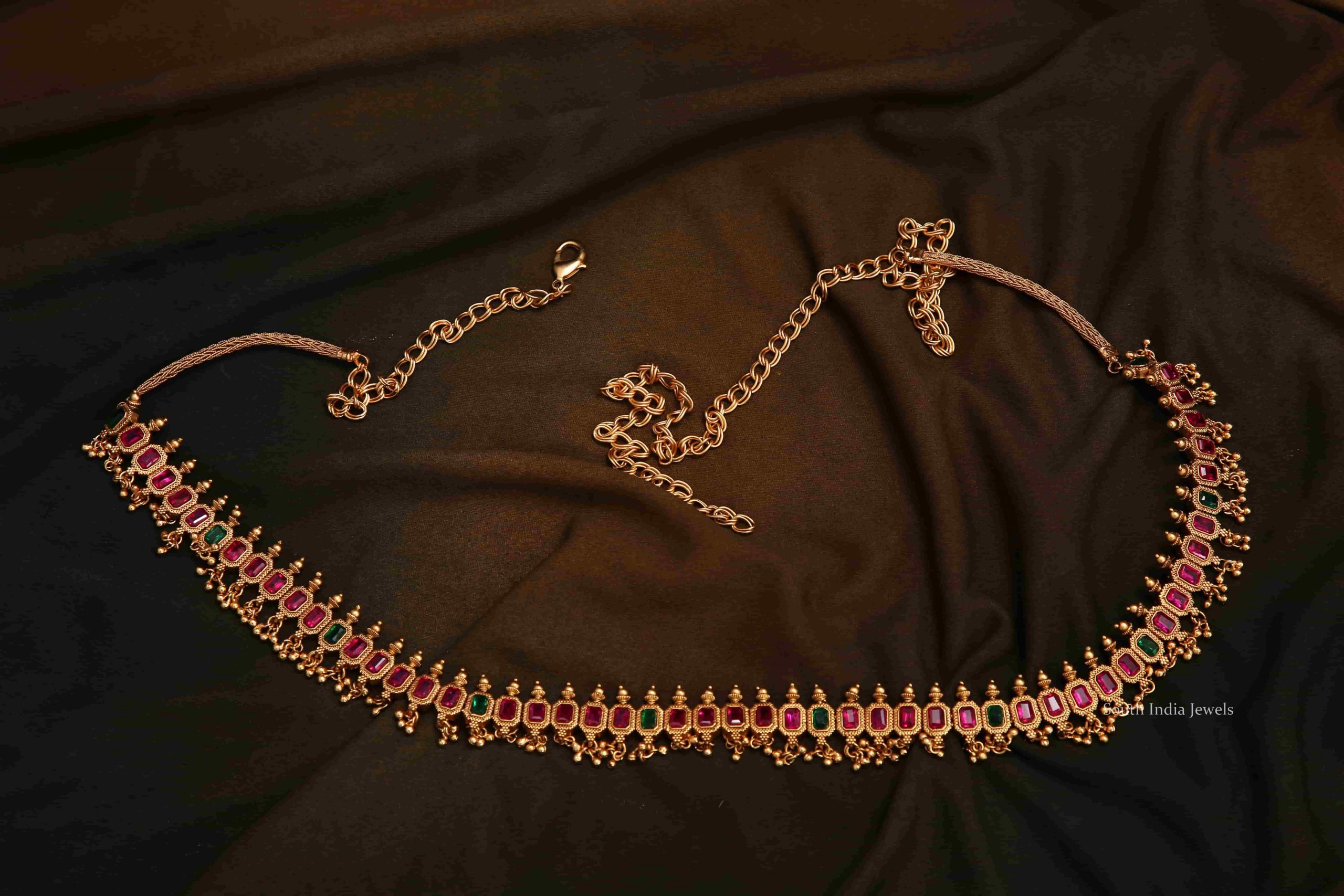Beautiful Kemp Stone Gold Beads Hip Belt