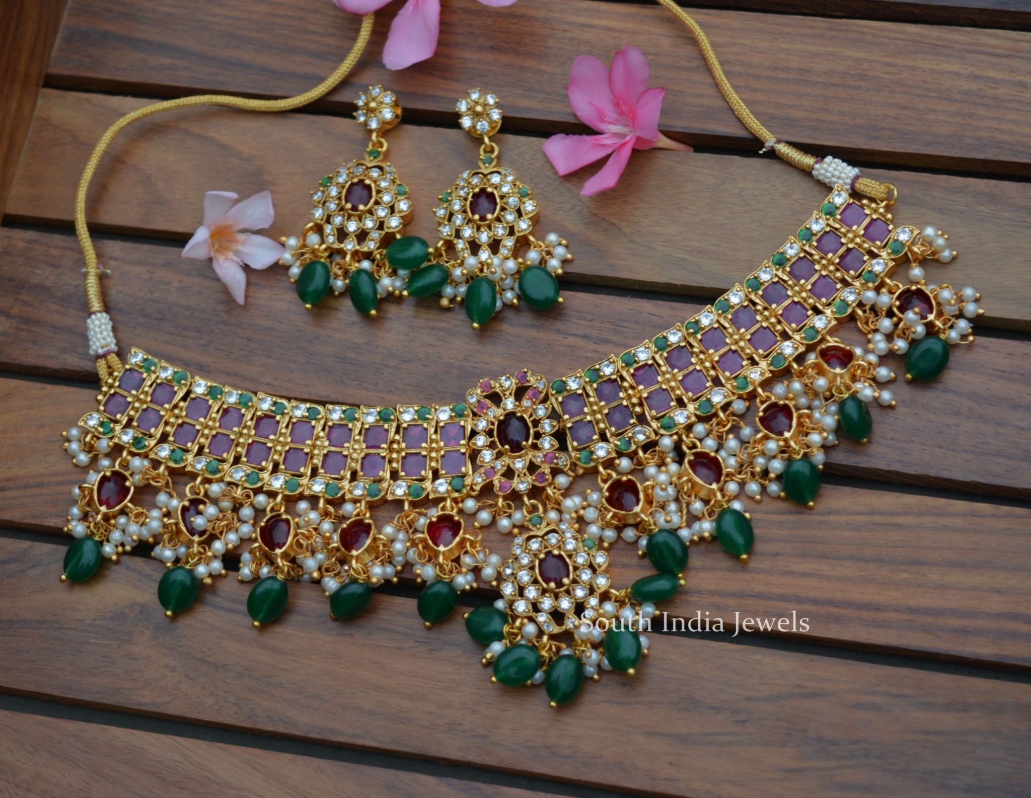 Elegant Kemp Stone Matte Finish Choker - South India Jewels