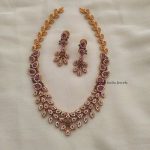 Elegant Leaf Design Necklace with Earrings