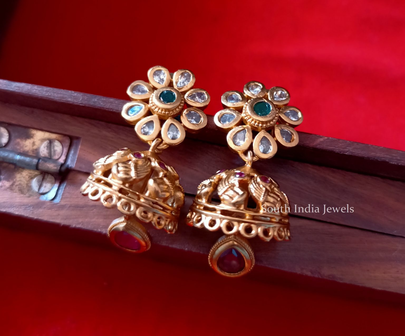 Elegant Peacock Design Choker - South India Jewels