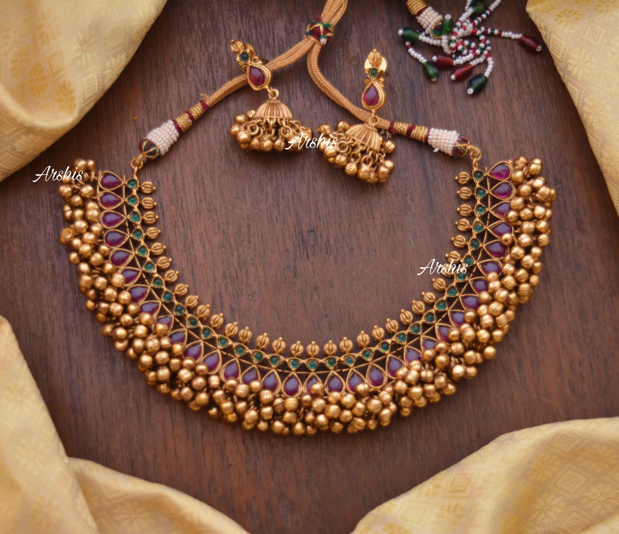 Heavy Red & Green Kemp Ghunguroo Necklace - South India Jewels