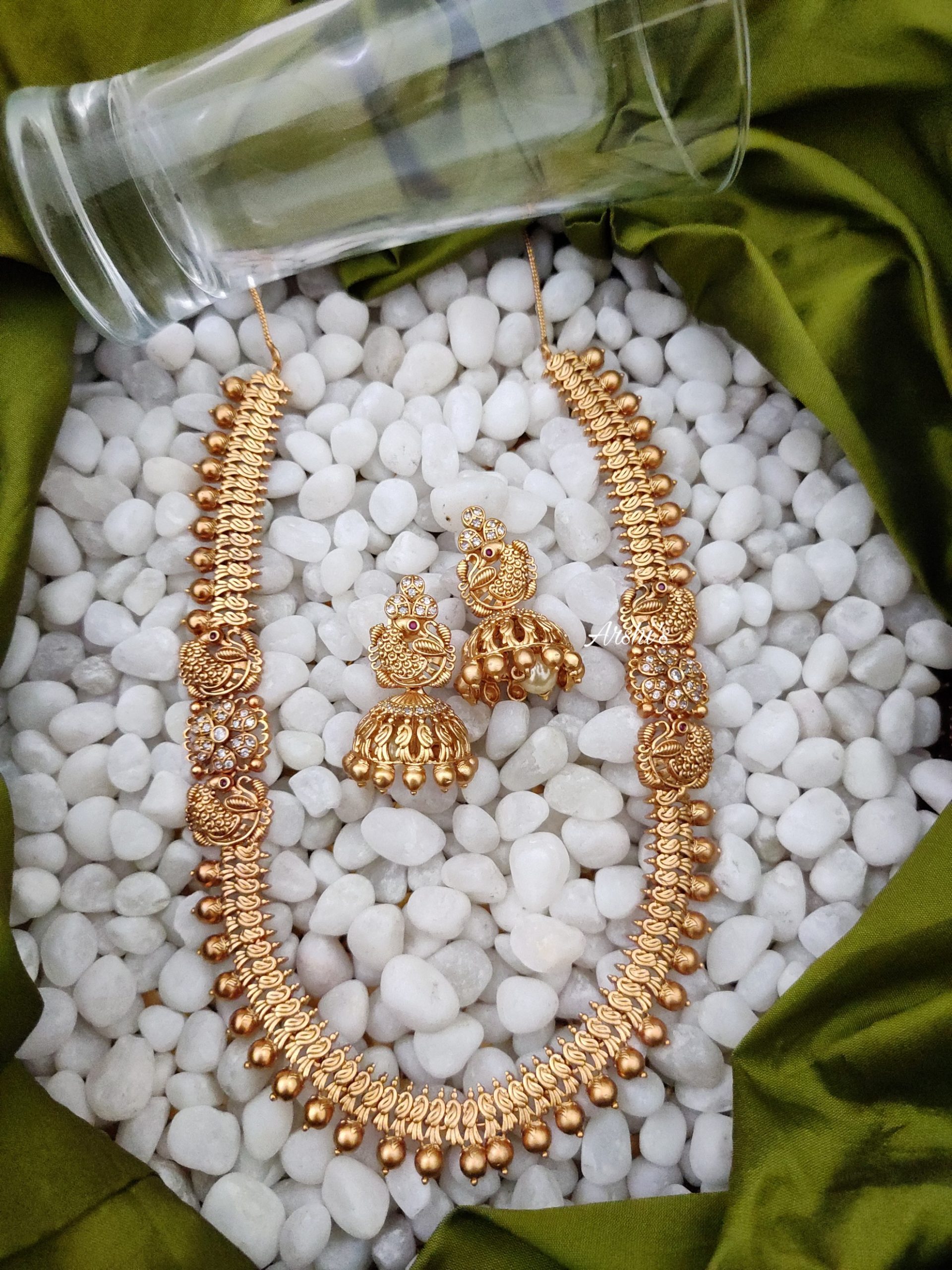 Elegant Antique Necklace With Jhumka