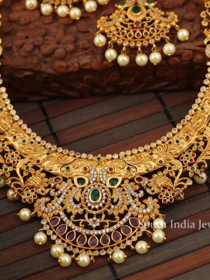 Grand Matte Floral Short Necklace-03