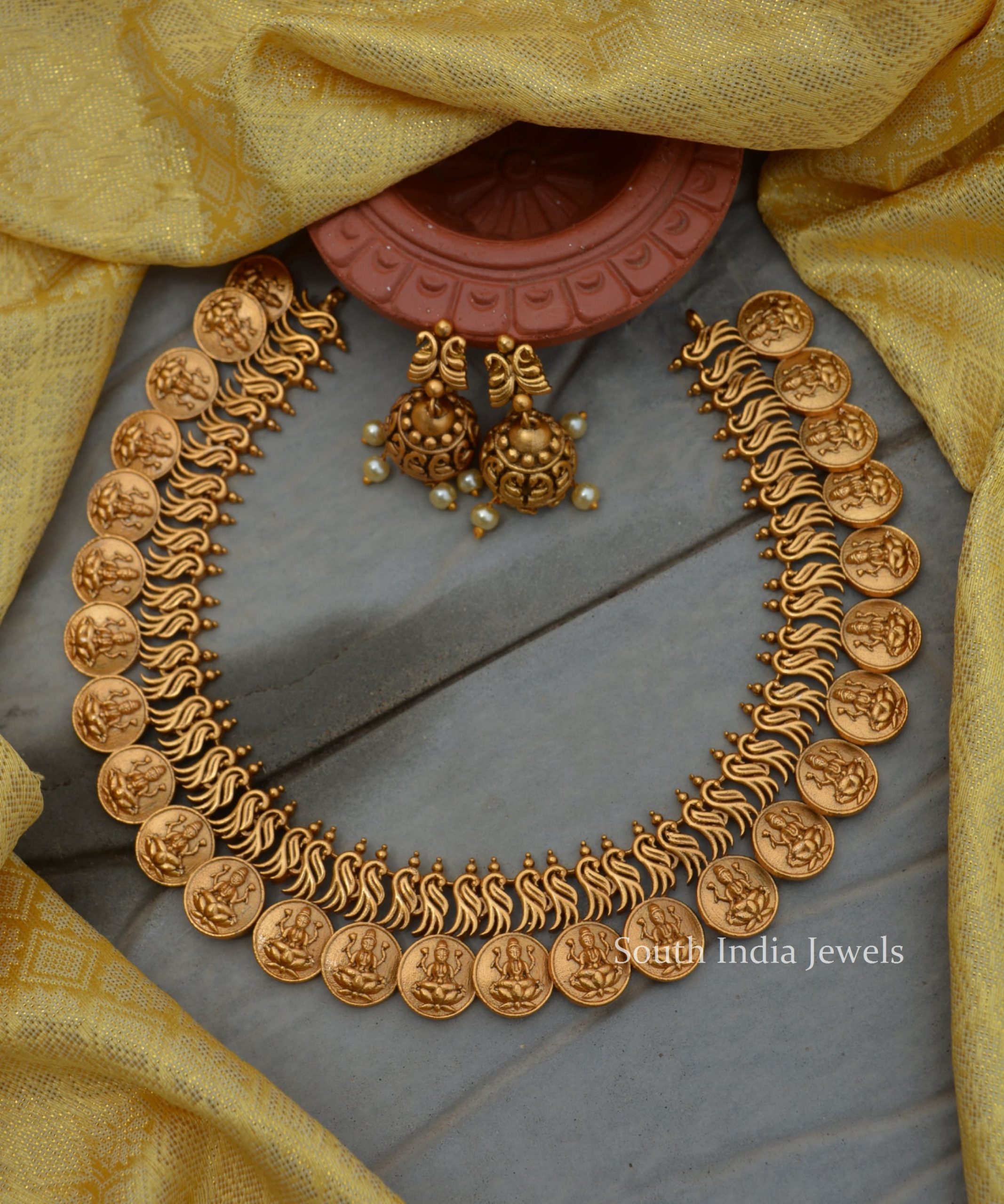 Simple Lakshmi Coin Necklace
