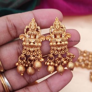 Beautiful Matte Finish Choker - South India Jewels