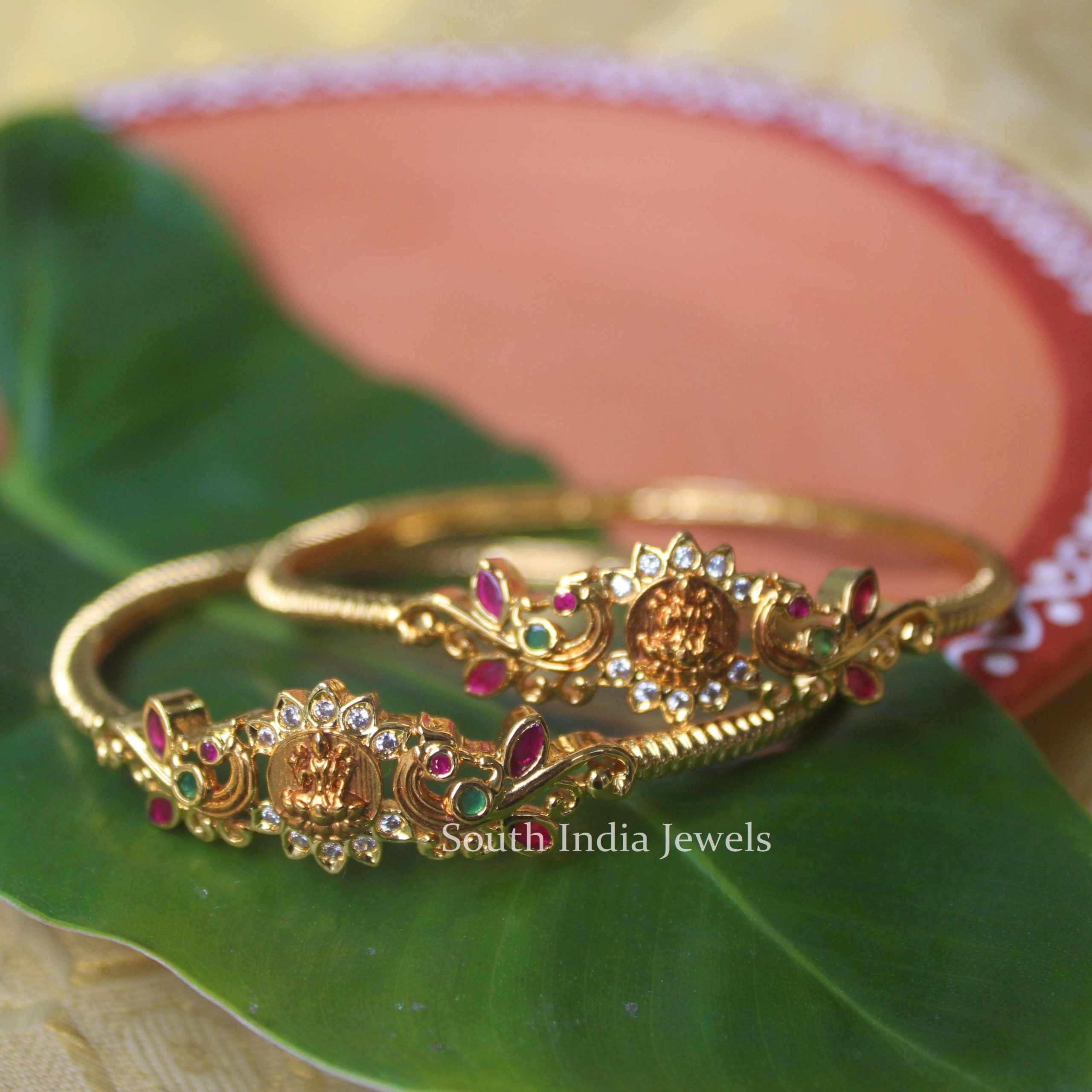 Classc Lakshmi Peacock Design Bangles