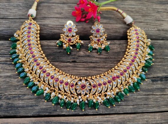Grand Emerald Beads Choker Set