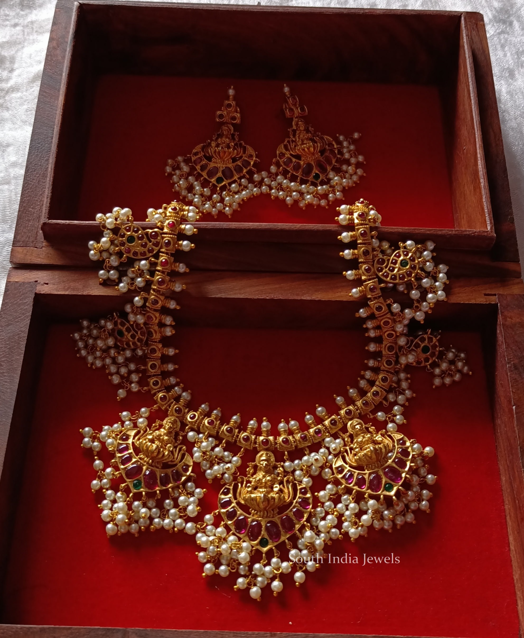 Grand Lakshmi Guttapusalu Necklace - South India Jewels