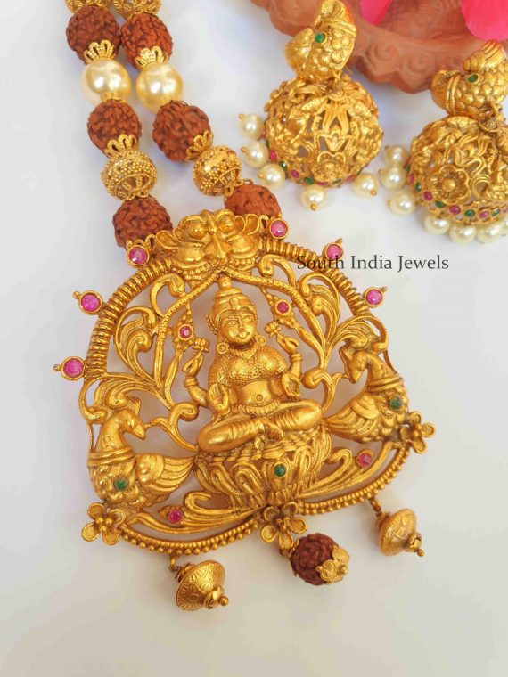 Grand Lakshmi Pendant Rudraksha Necklace (2)