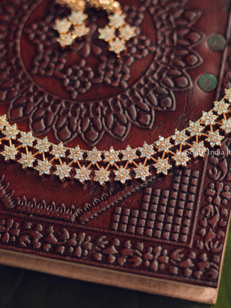 Stunning Star Necklace and Earrings-01