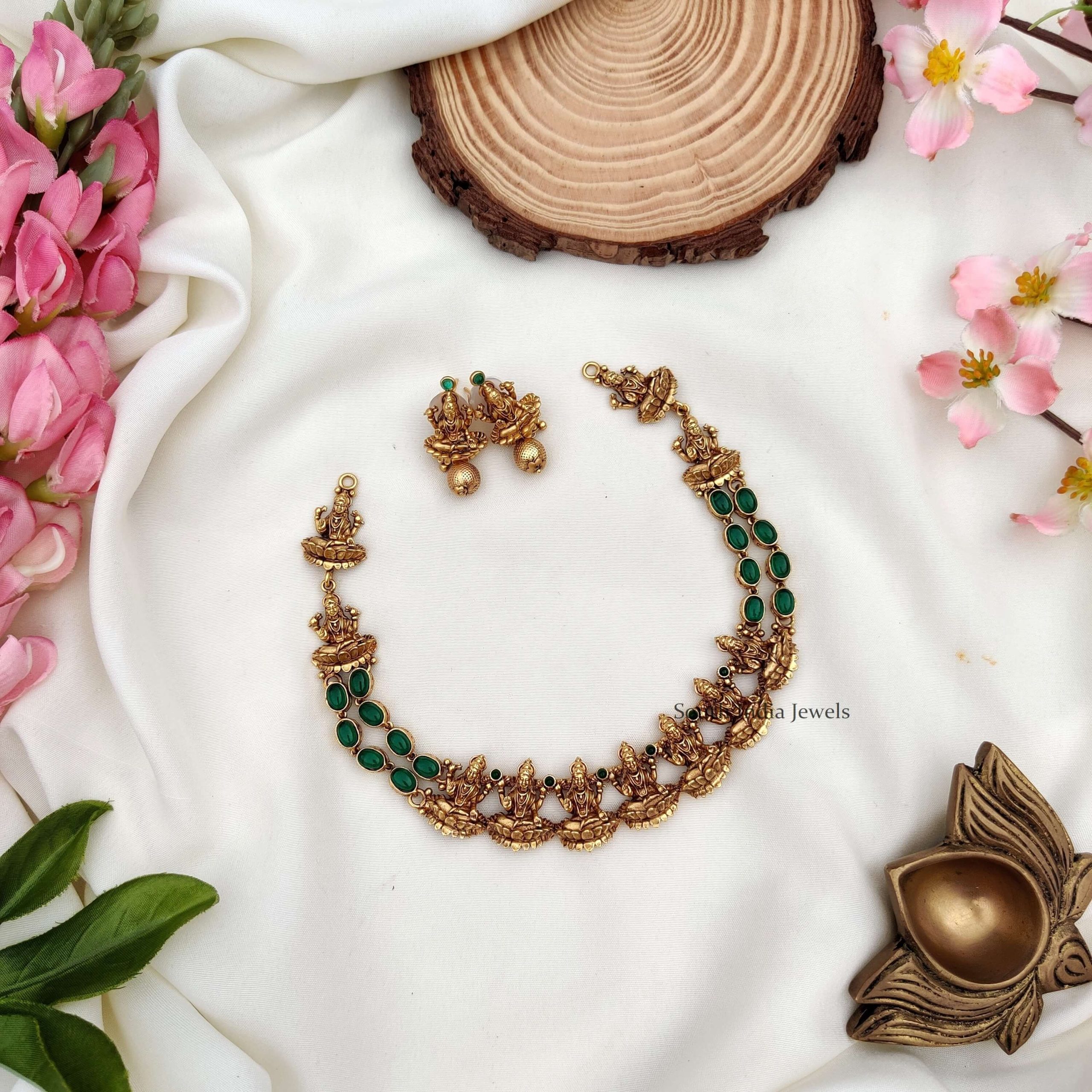 Traditional Lakshmi Motif Green Necklace..