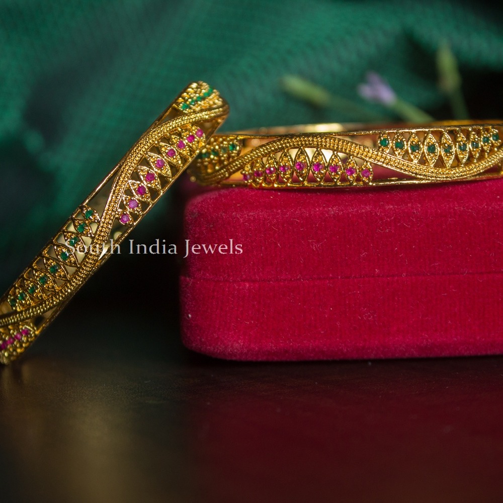 Unique Design Multicolor Bangles