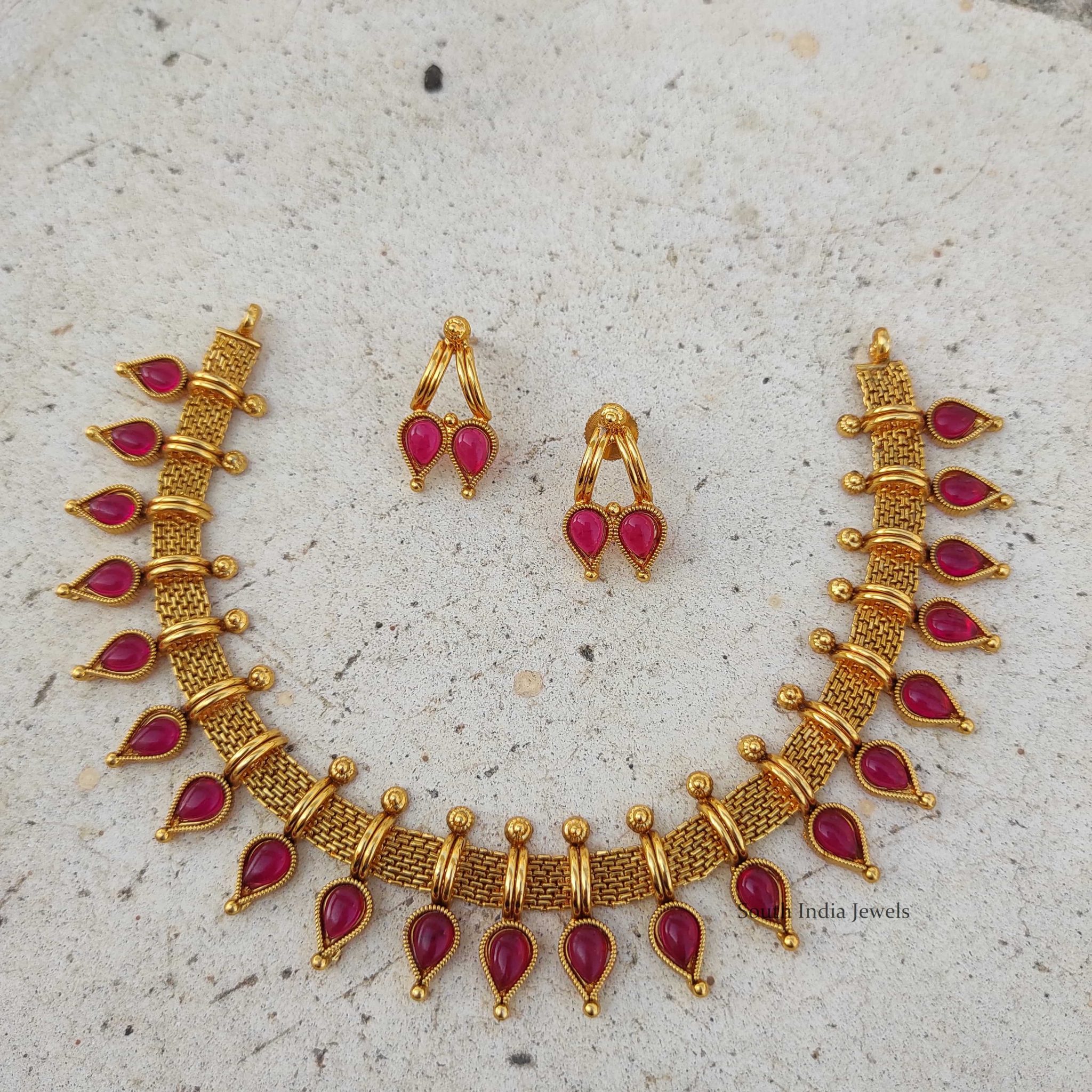 Beautiful Mallu Design Red Stone Necklace South India Jewels