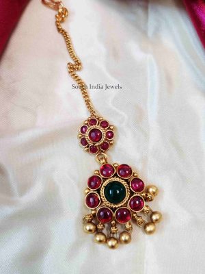Elegant Flower Design Maang Tikka