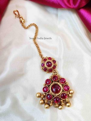 Elegant Flower Design Maang Tikka