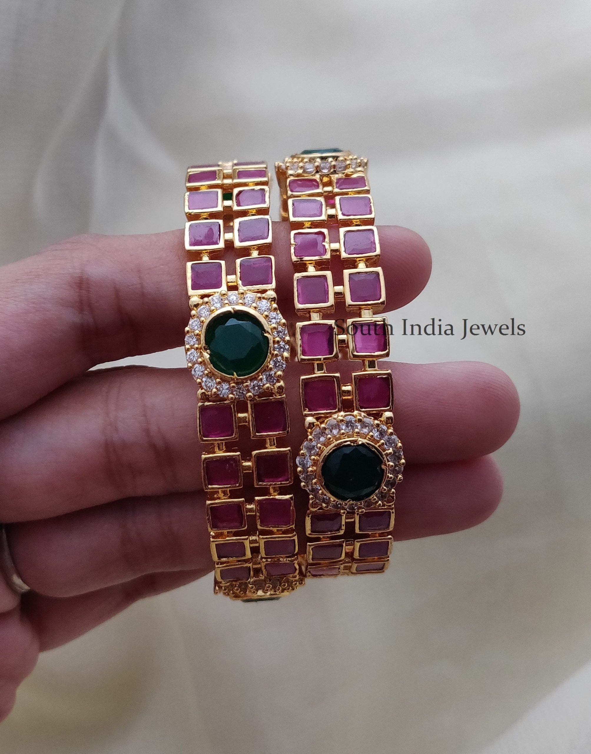 Elegant Red and Green AD Bangles (2)