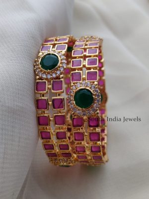 Elegant Red and Green AD Bangles