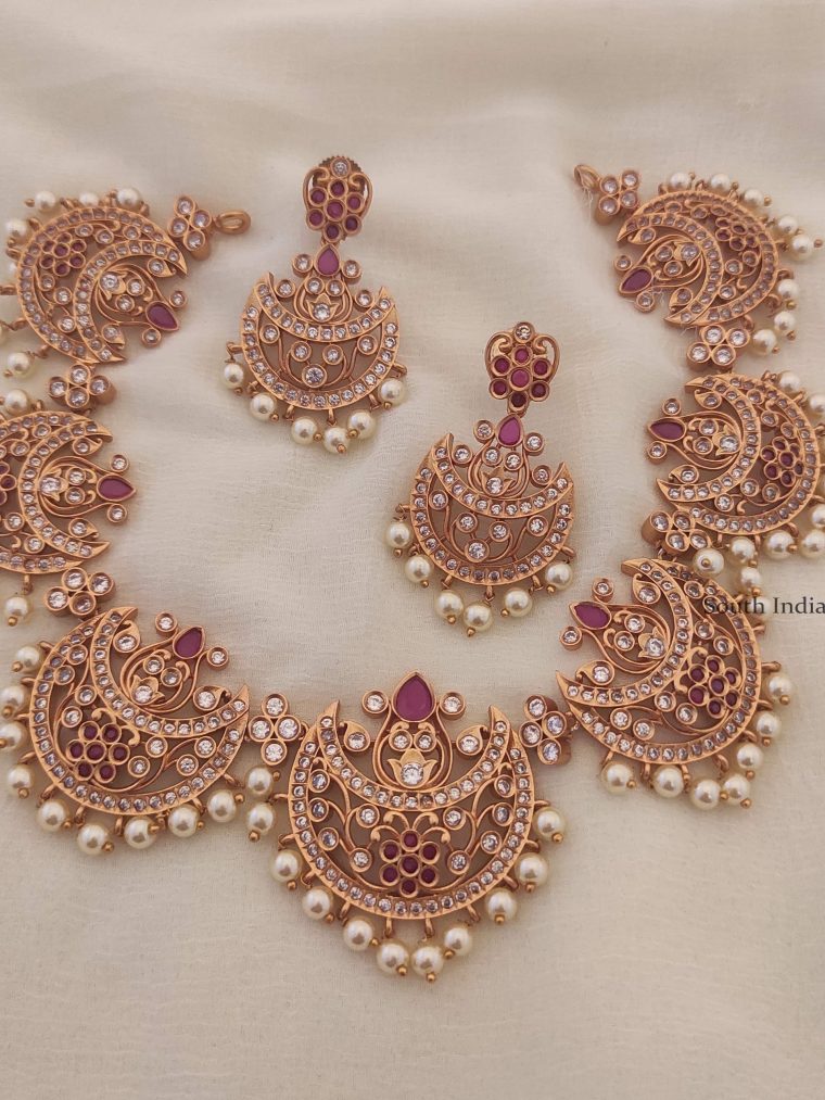 Gorgeous Chand Style Necklace