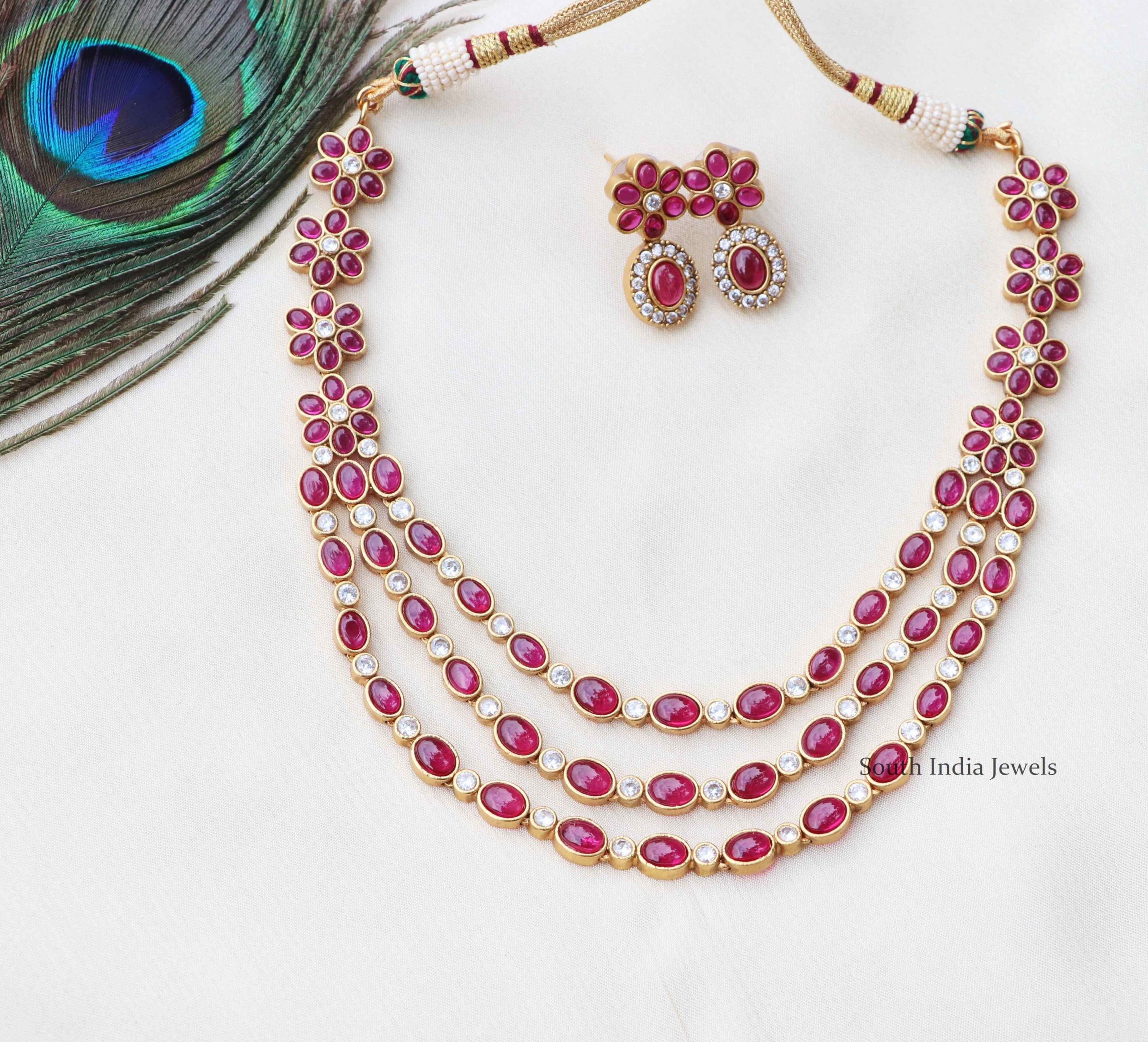 Pretty Three Layered Floral Necklace (2)