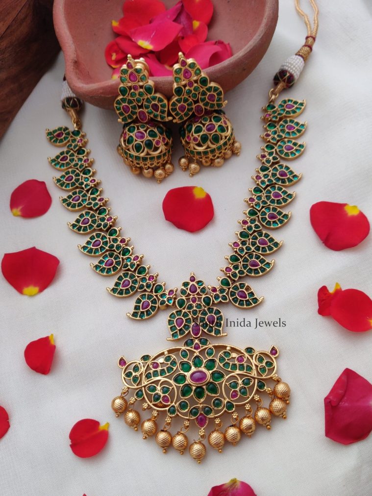 Trendy Green and Kemp Mango Necklace