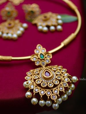 Classic Flower Design Rope Necklace