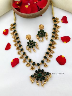 Lovely Dual Side Red & Green Stone Necklace-03