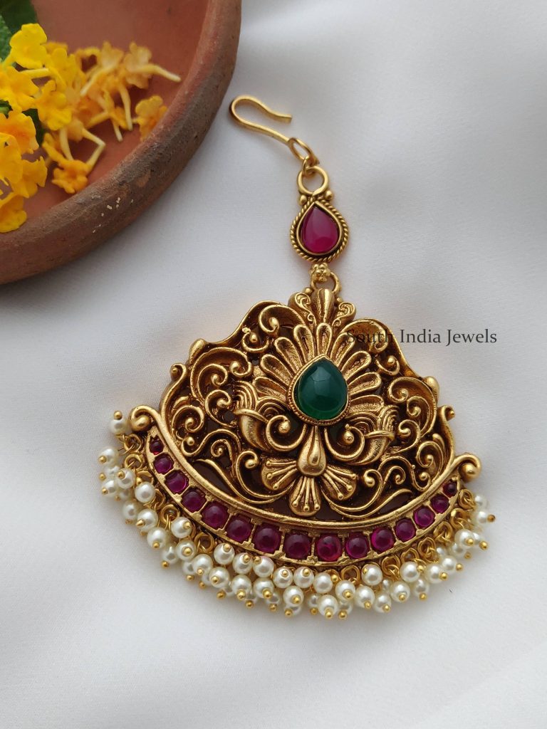 Simple Flower Design Maang Tikka - South India Jewels