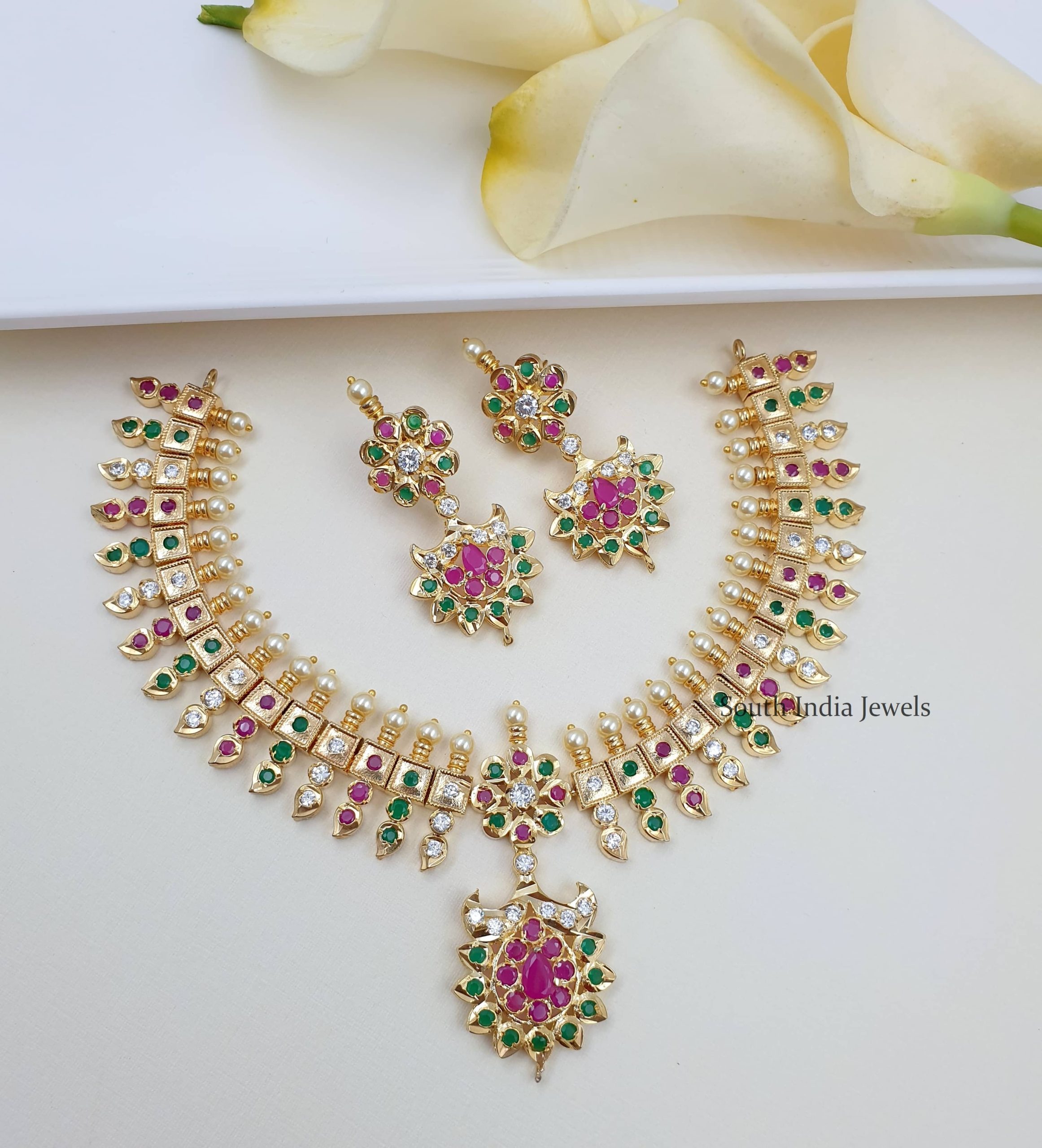 Beautiful Necklace with Dangler Earrings