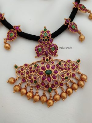Beautiful Real Kemp Thread Necklace