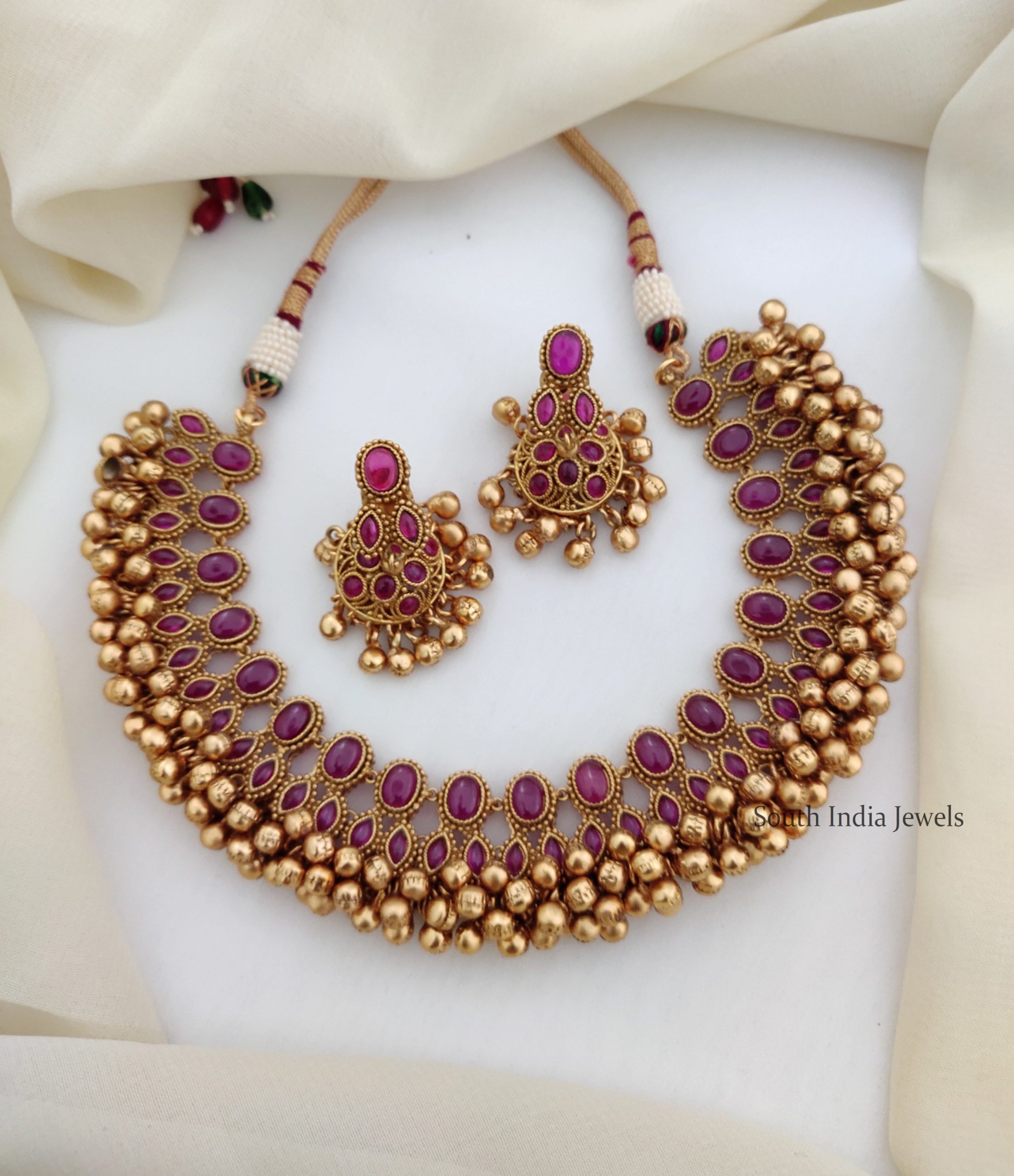 Cute Real Kemp Antique Necklace - South India Jewels