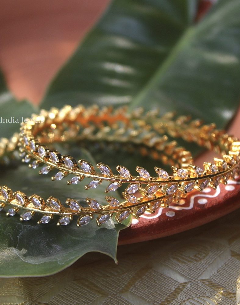 Gorgeous Leaf Design Bangles