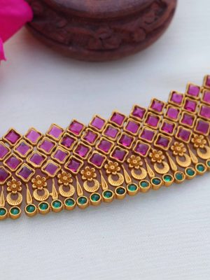 Stunning Ruby & Kemp Stone Choker