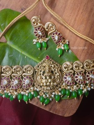 Traditional Emerald Beads High Neck Choker