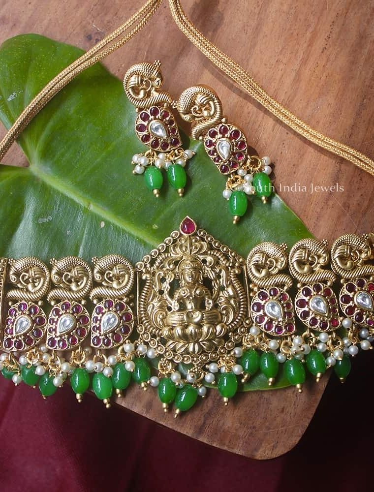 Traditional Emerald Beads High Neck Choker
