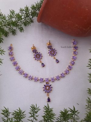 Beautiful Flower Design Necklace