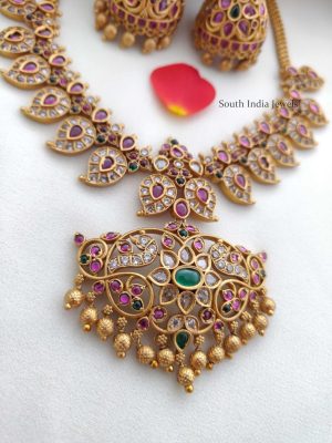 Gorgeous Kemp & Green Mango Necklace