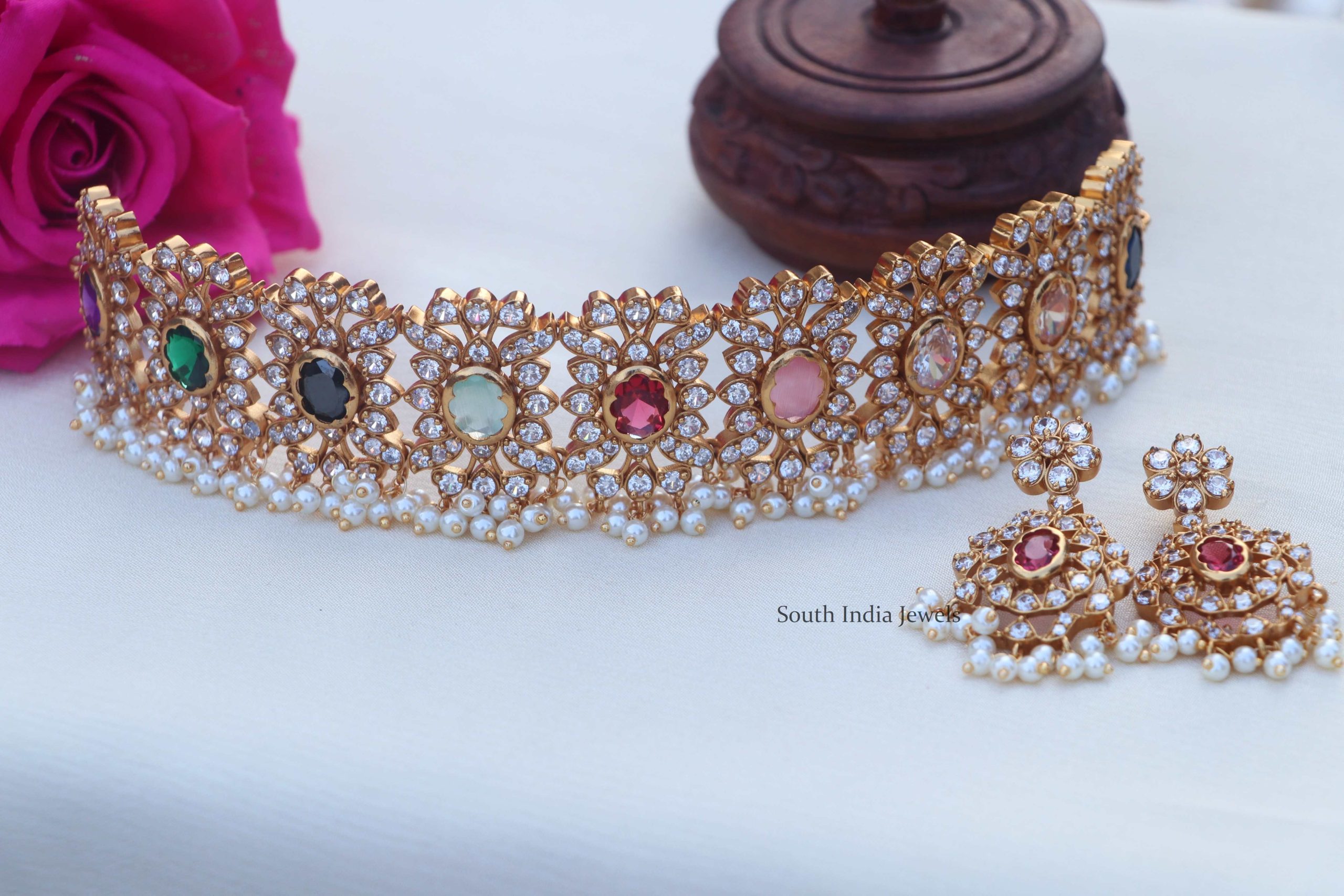 Gorgeous Pearl Cluster Choker (2)