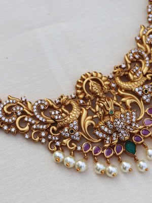 Trendy Lakshmi Design Choker