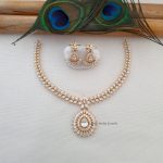 Grand Gold Tone Necklace Set (3)