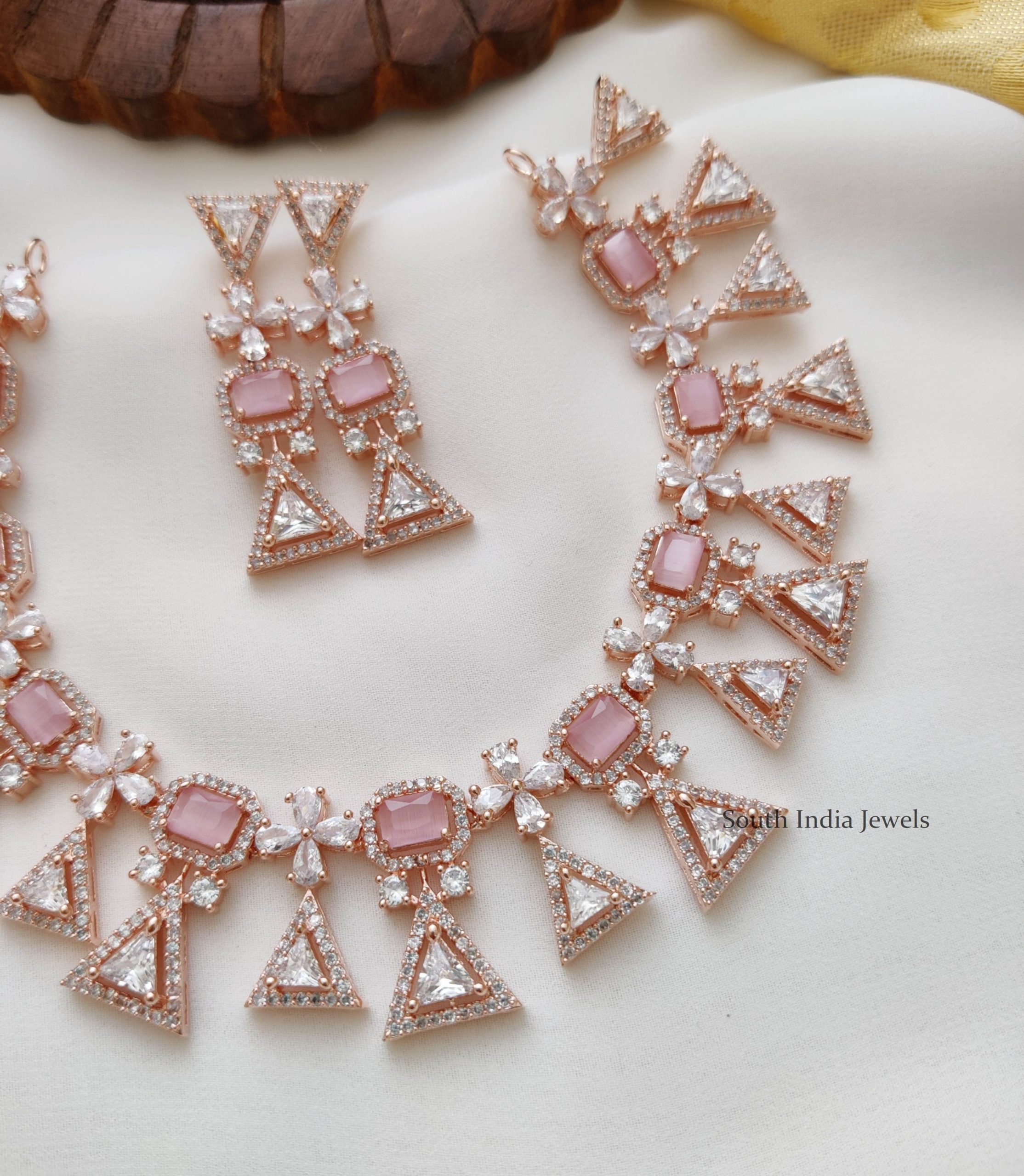 Party Wear Rose Gold Necklace (2)