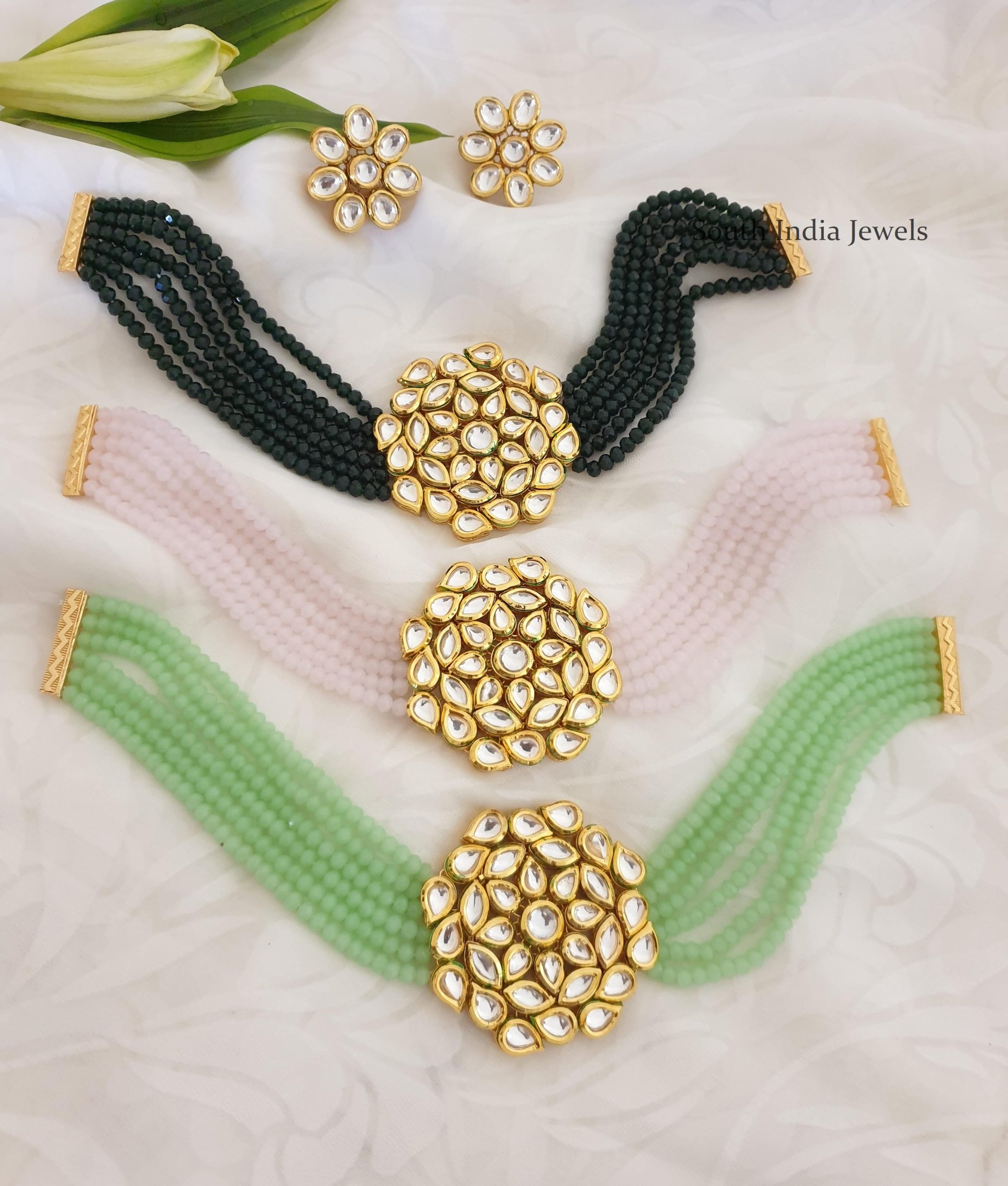 Trendy Kundan Beads Choker with Earrings