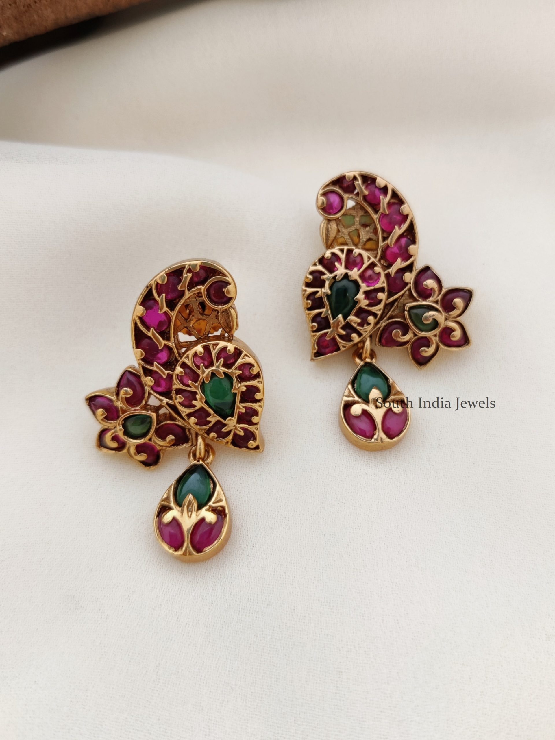 Elegant Kemp Peacock Design Earrings (2)