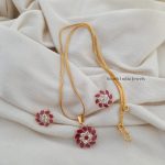 Trendy Flower Design Pendant with Chain